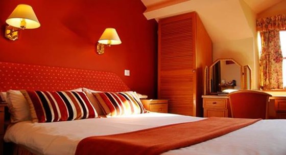 Golf Breaks Criccieth: Lion Hotel Criccieth